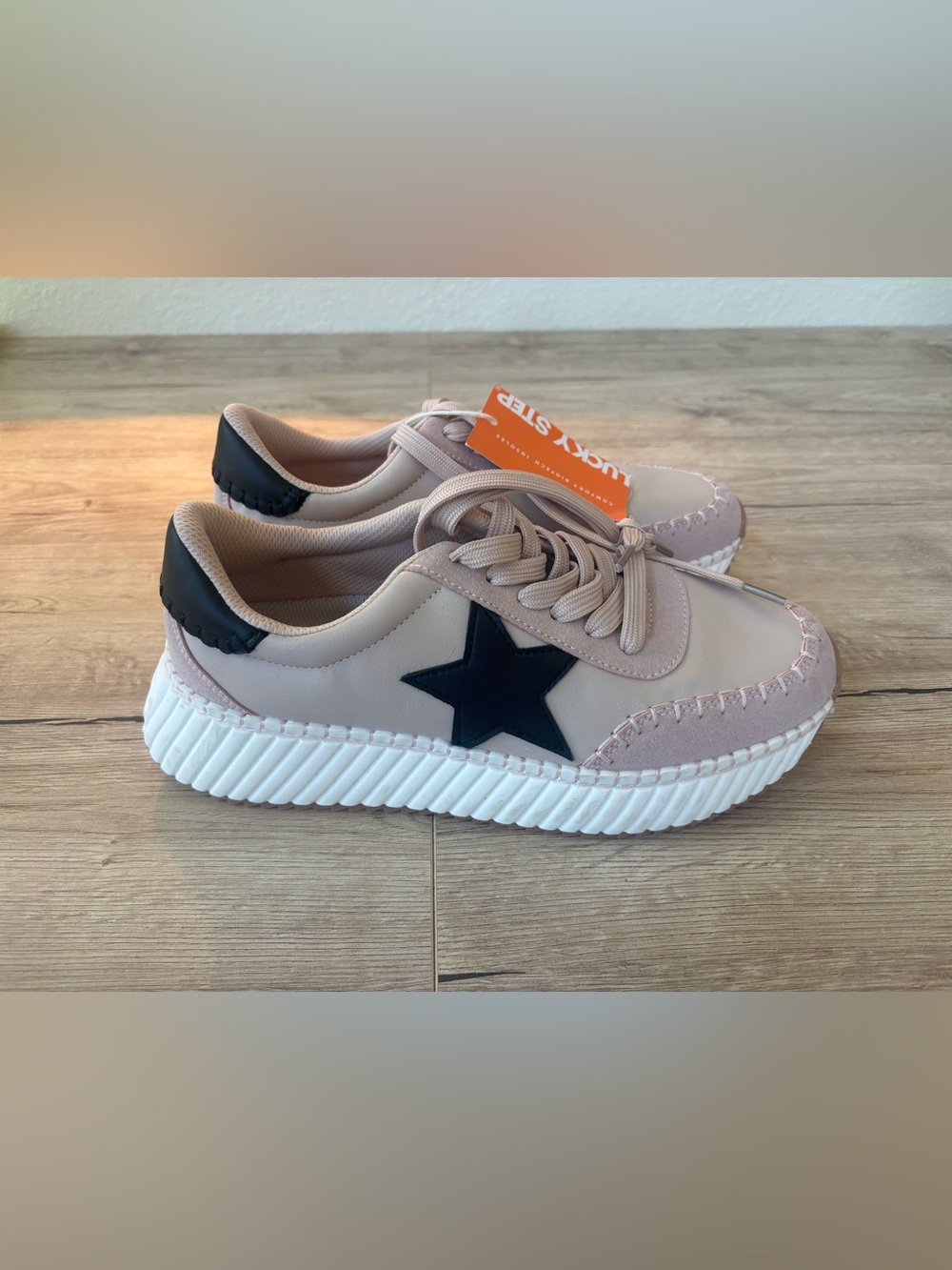 Brand new Lucky Step sneakers, size 9 womens